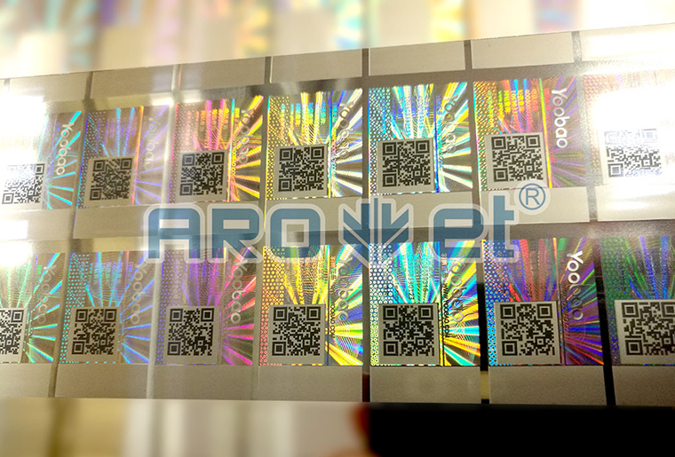 1277星际电子游戏X1双头喷码设备在镭射防伪标签上的利用